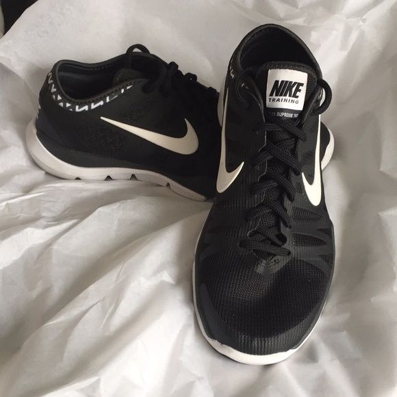 Nike Shoes - Nike Flex Supreme TR3 Training Shoes